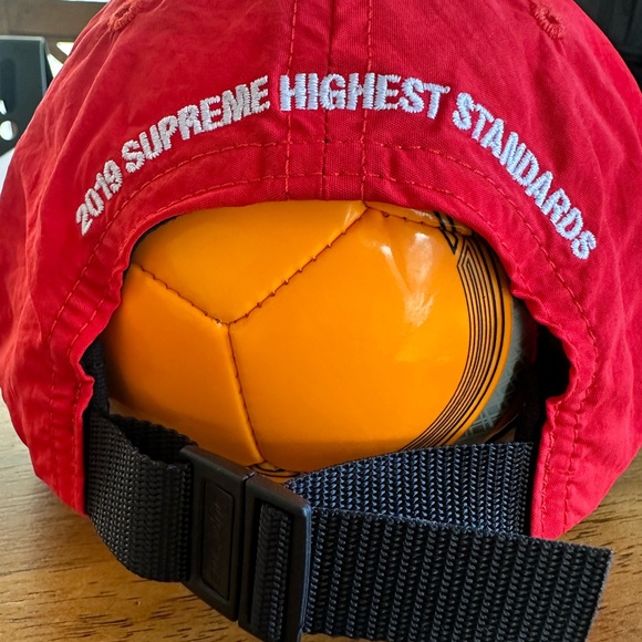 Supreme hats - Picture 3 of 11